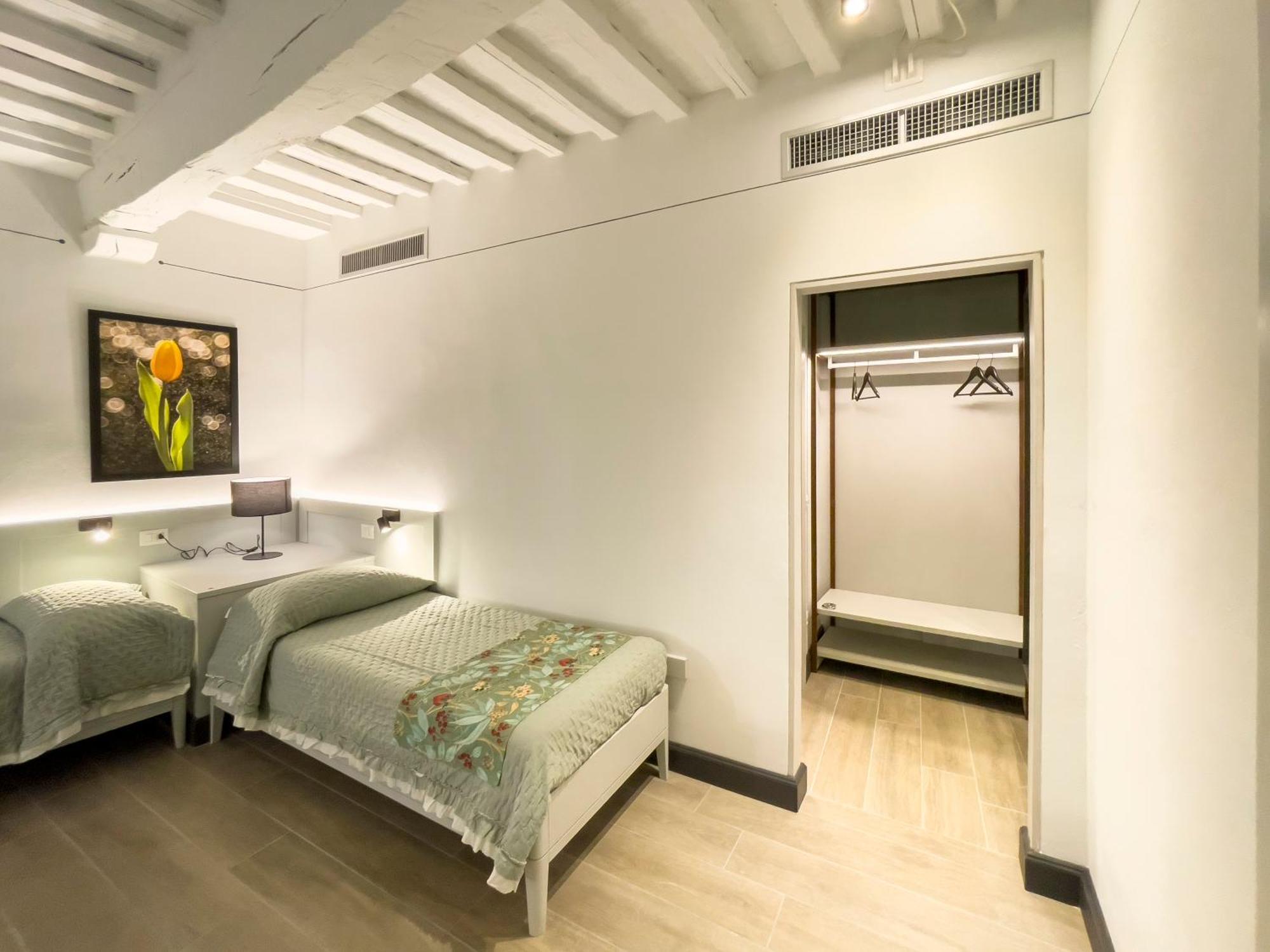 סן ג'ימיניאנו Duccio Nacci Rooms- Guesthouse מראה חיצוני תמונה