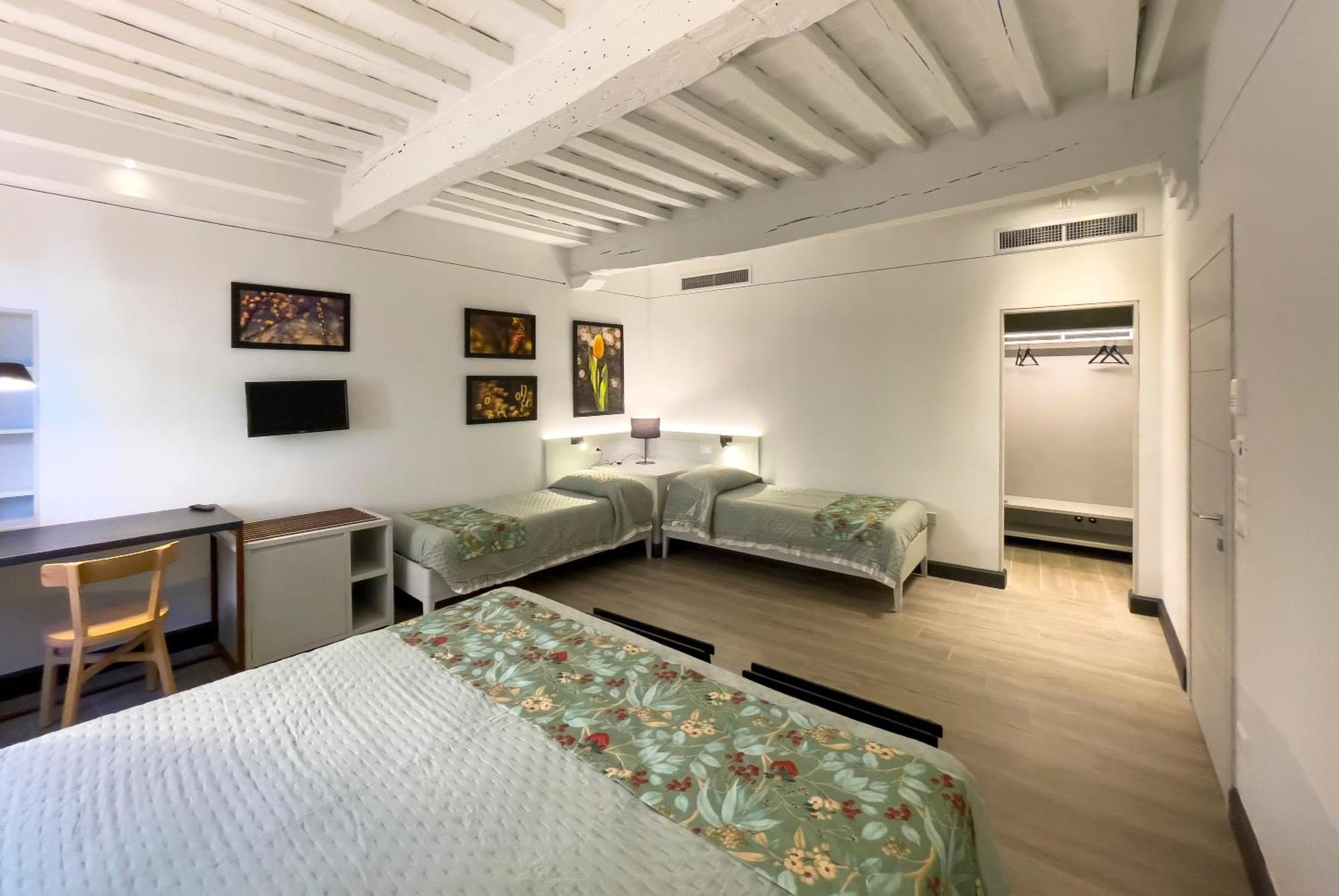 סן ג'ימיניאנו Duccio Nacci Rooms- Guesthouse מראה חיצוני תמונה