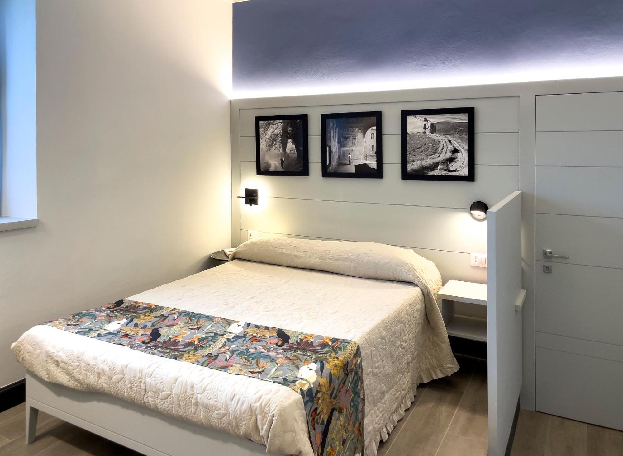 סן ג'ימיניאנו Duccio Nacci Rooms- Guesthouse מראה חיצוני תמונה
