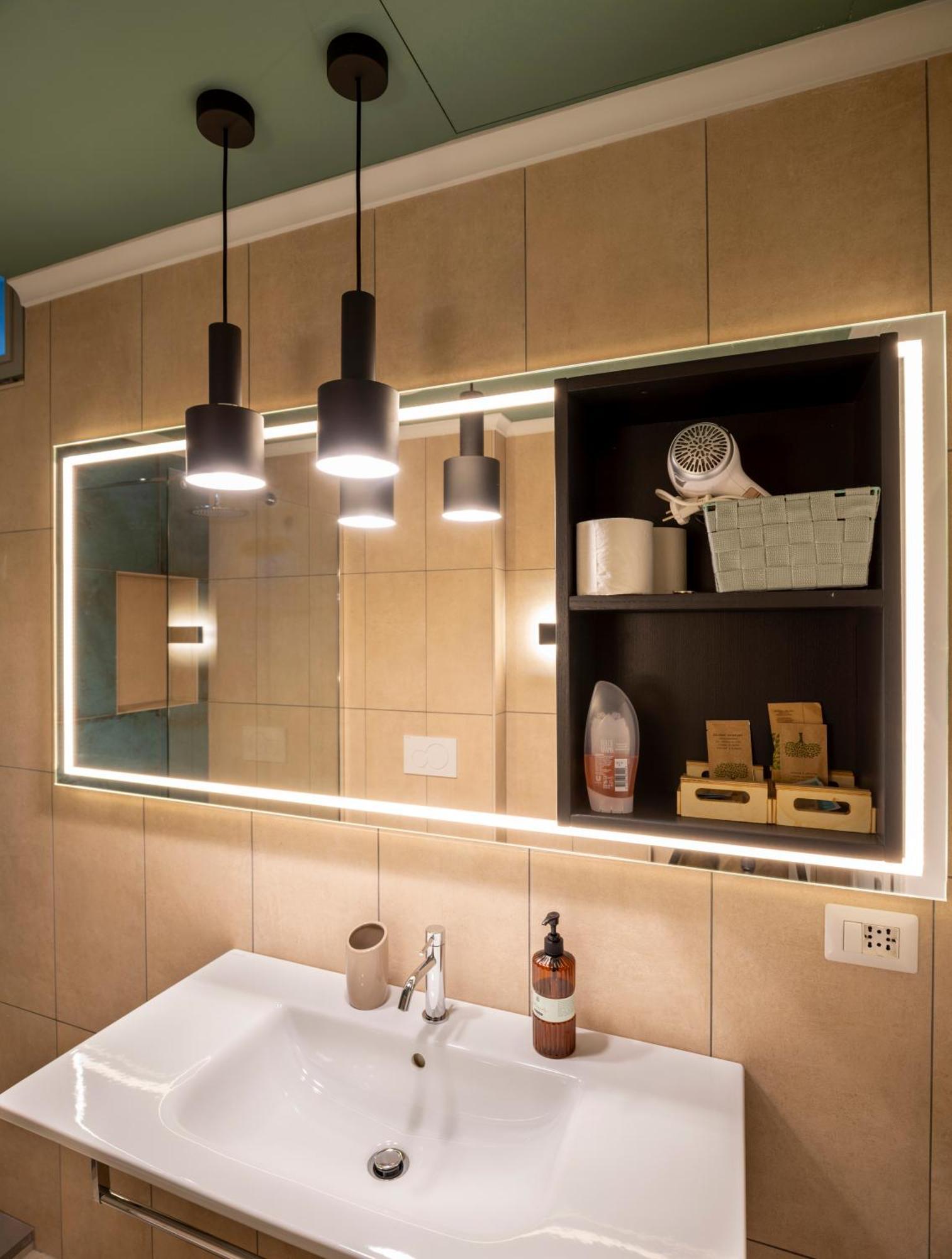 סן ג'ימיניאנו Duccio Nacci Rooms- Guesthouse מראה חיצוני תמונה