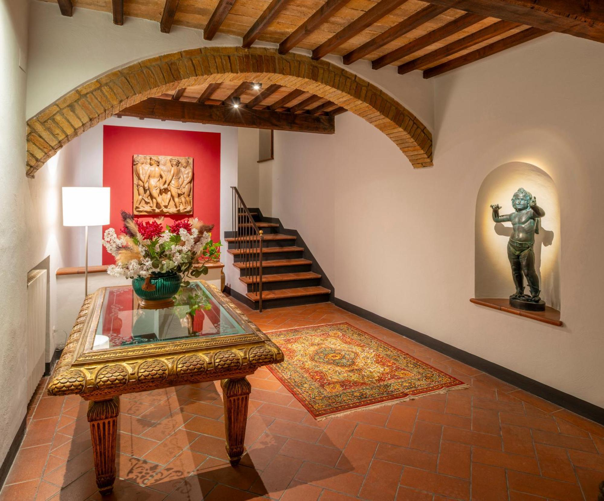 סן ג'ימיניאנו Duccio Nacci Rooms- Guesthouse מראה חיצוני תמונה